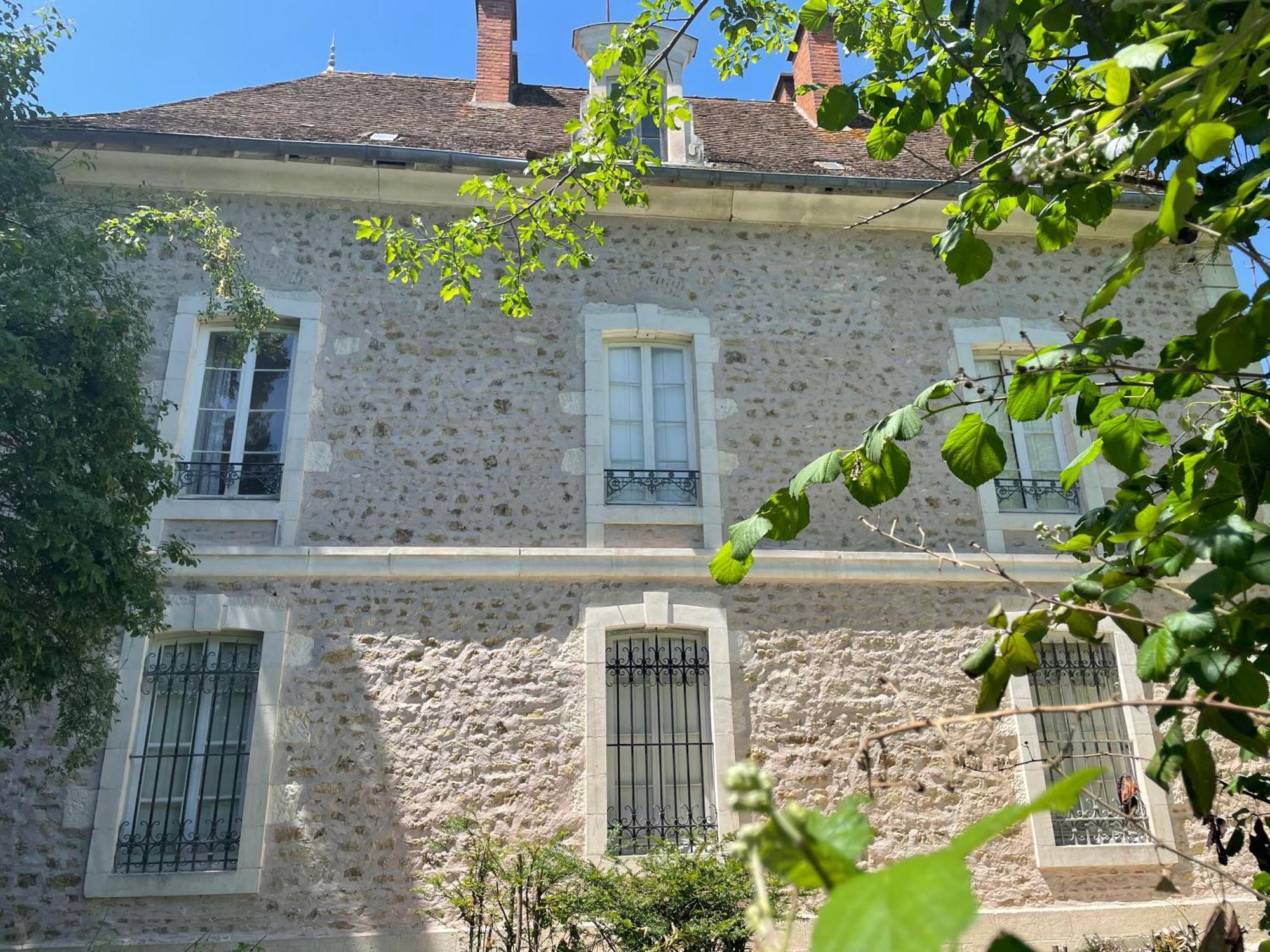 Chateau Des Edelins Bayet Exterior photo